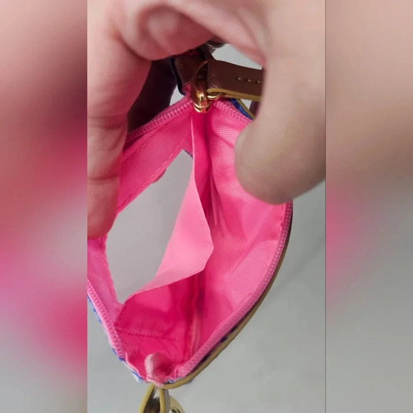 Lilly Pulitzer Blue & Pink Zip ID Wallet Coin Purse Keychain Pouch Accessory - Picture 6 of 8